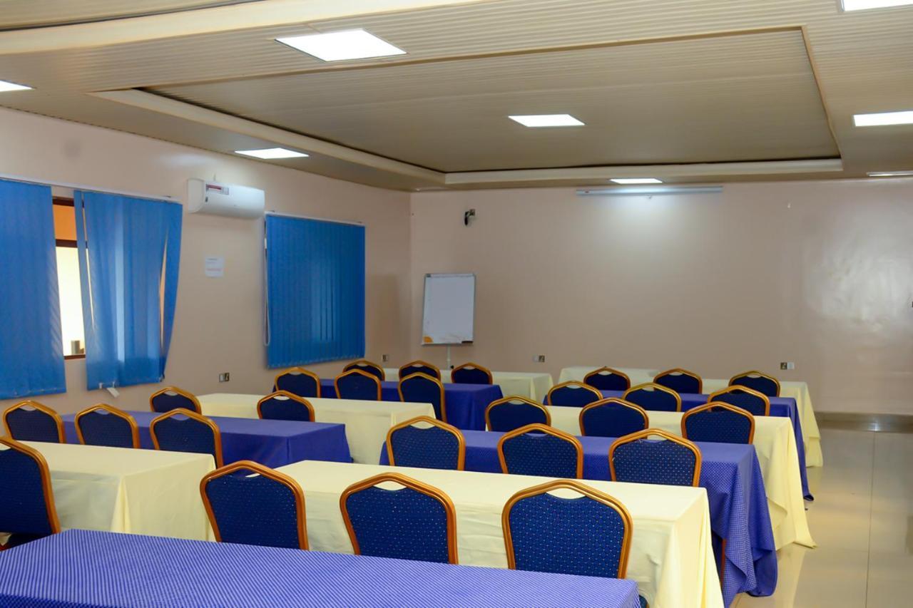 Kim Hotel Kigali Buitenkant foto