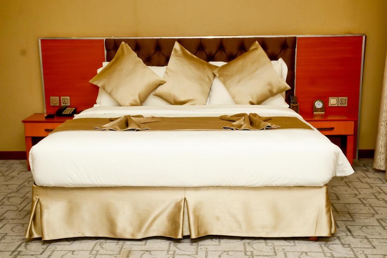 Kim Hotel Kigali Buitenkant foto