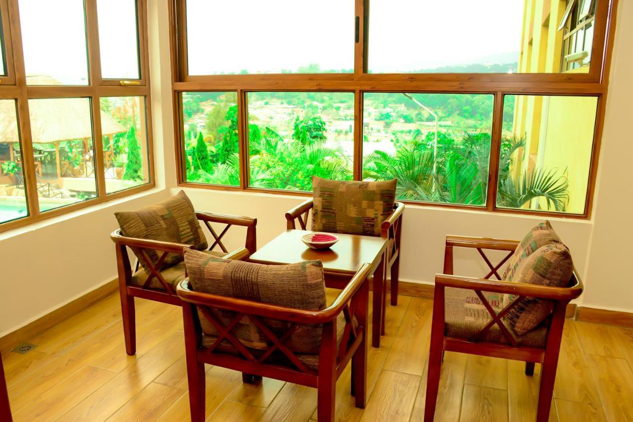Kim Hotel Kigali Buitenkant foto