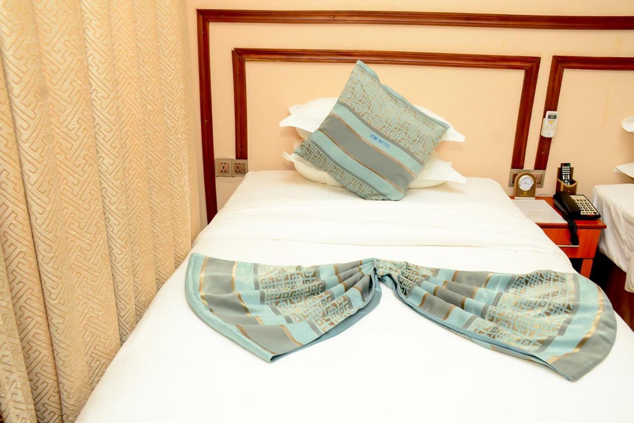 Kim Hotel Kigali Buitenkant foto