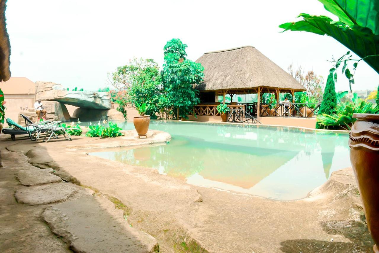 Kim Hotel Kigali Buitenkant foto